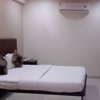 Hotel Novo Vraj, Jamnagar 4